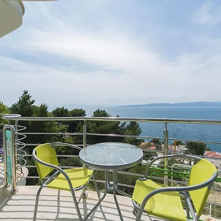 With Parking Space - Makarska - 20739 Brela