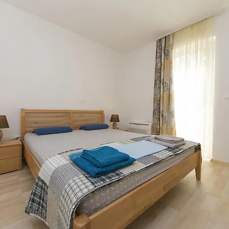 With A Parking Space Brela, Makarska - 20739 Apartment