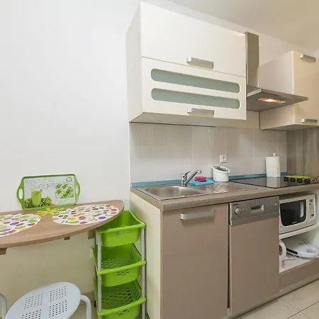With A Parking Space Brela, Makarska - 20739 Brela