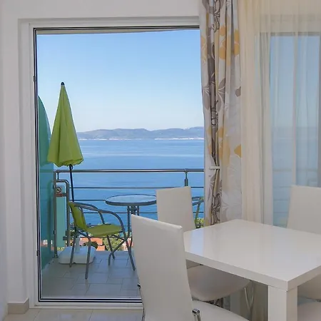 With A Parking Space Brela, Makarska - 20739 Apartment