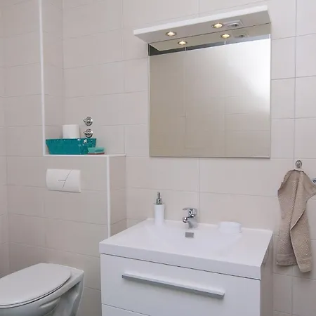 With A Parking Space Brela, Makarska - 20739 Apartment