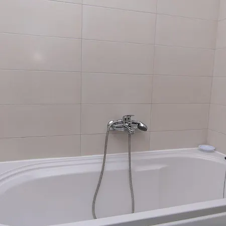 Apartament With Parking Space - Makarska - 20739 *