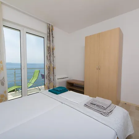With Parking Space - Makarska - 20739 Brela