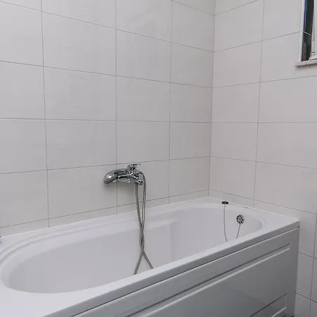 With Parking Space - Makarska - 20739 Brela