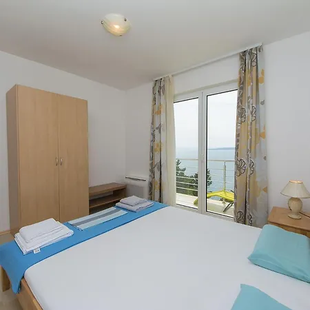 With A Parking Space Brela, Makarska - 20739 Apartment Brela